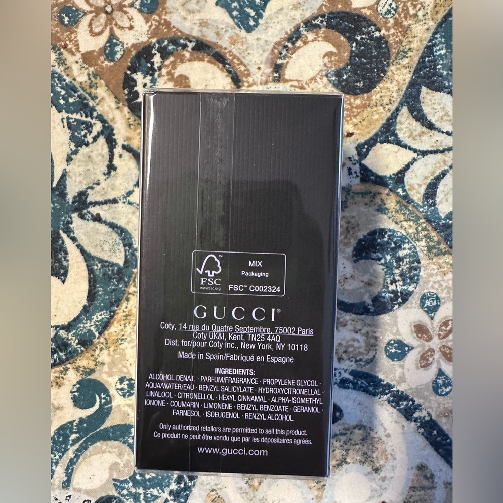Authentic Gucci Flora Gorgeous Magnolia - Picture 4 of 5